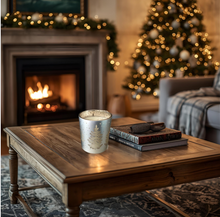 Load image into Gallery viewer, White Christmas 10 oz Candle