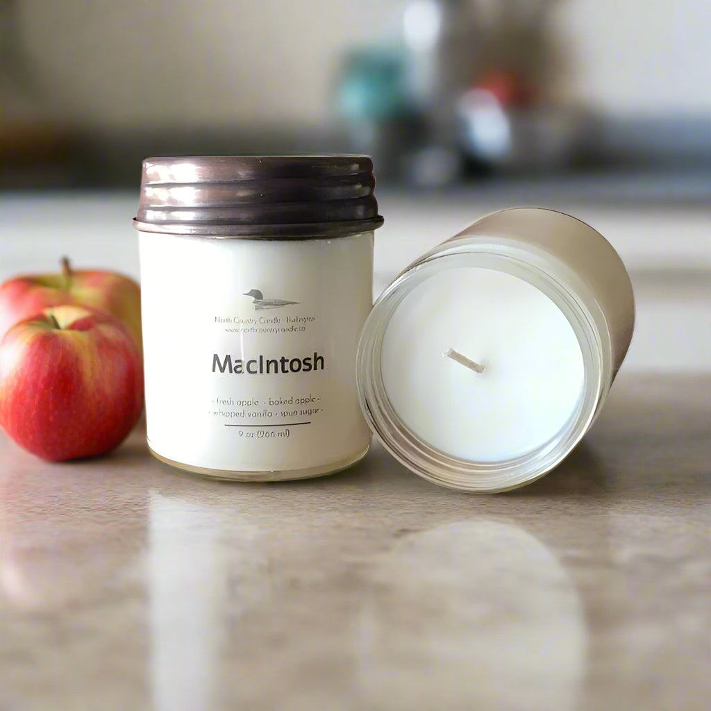 Macintosh - 9 oz Soy Wax Candle