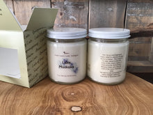 Load image into Gallery viewer, Lake Muskoka - 9 oz Soy Candle - Gift Boxed
