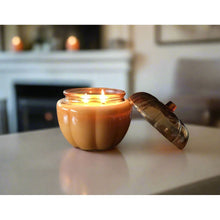 Load image into Gallery viewer, 20 oz two piece orange pumpkin candle
